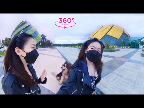 VR360 META – Walking In The Square