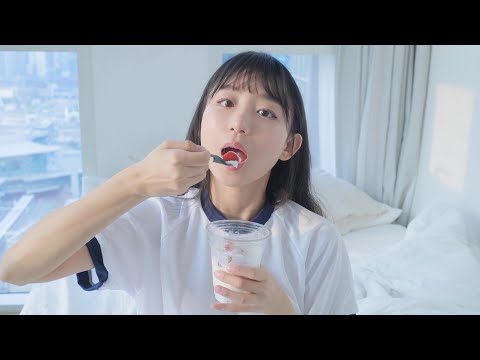 [4K] 딸기를 요거트에 콕! 엉망진창 ASMRㅣ딸기 좋아