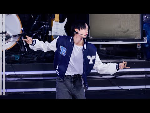 240526 원빈 WONBIN 라이즈 RIIZE Full Ver ‘Get A Guitar + Love 119 + Talk Saxy + Siren’ 4K 60P 직캠 @동문 아카라카