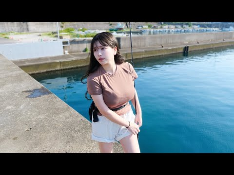 汗びしょ女、釣って捌いて握り食い。