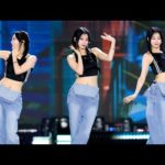 240812 조아 ZOA 위클리 Weeekly ‘LIGHTS ON’ 4K 60P 직캠 @울산 음악중심 by DaftTaengk