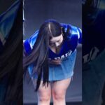 배꼽인사 하는 예의 바른 채연이 #김채연 #KimChaeYeon #트리플에스 #tripleS