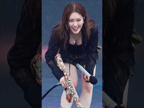 시원하게 물총 쏘는 채현이 #김채현 #CHAEHYUN #케플러 #ke1per #waterbomb