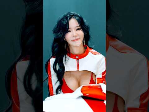 퀸한나 그렇게 쳐다보면 심장에 무리와요😊🥰#민한나#오토살롱#직캠