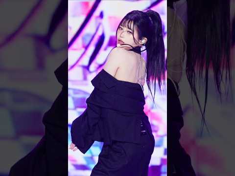 치마가 아니라 바지여도 섹시한 하영이 #송하영 #SONGHAYOUNG #프로미스나인 #fromis9 #AOA #짧은치마