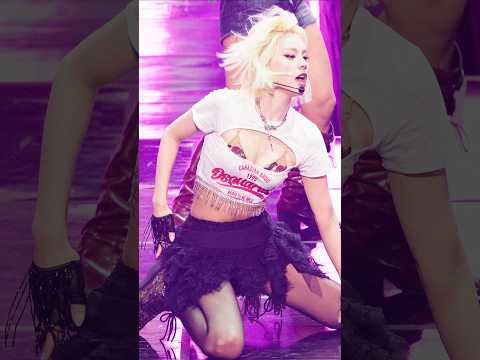 예지의 파격적인 솔로 무대 의상 #예지 #YEJI #있지 #ITZY